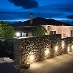 Garden Villa Kivérion