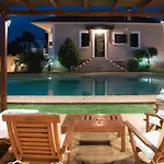 Garden Villa Kivérion