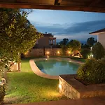 Villa Garden *