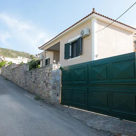 Villa Garden Kivérion