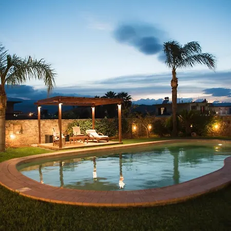 Villa Garden *